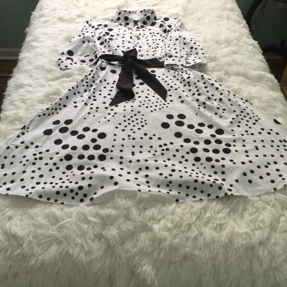Black and White Polka Dot Dress- - - SOLD - Picture 7 of 10